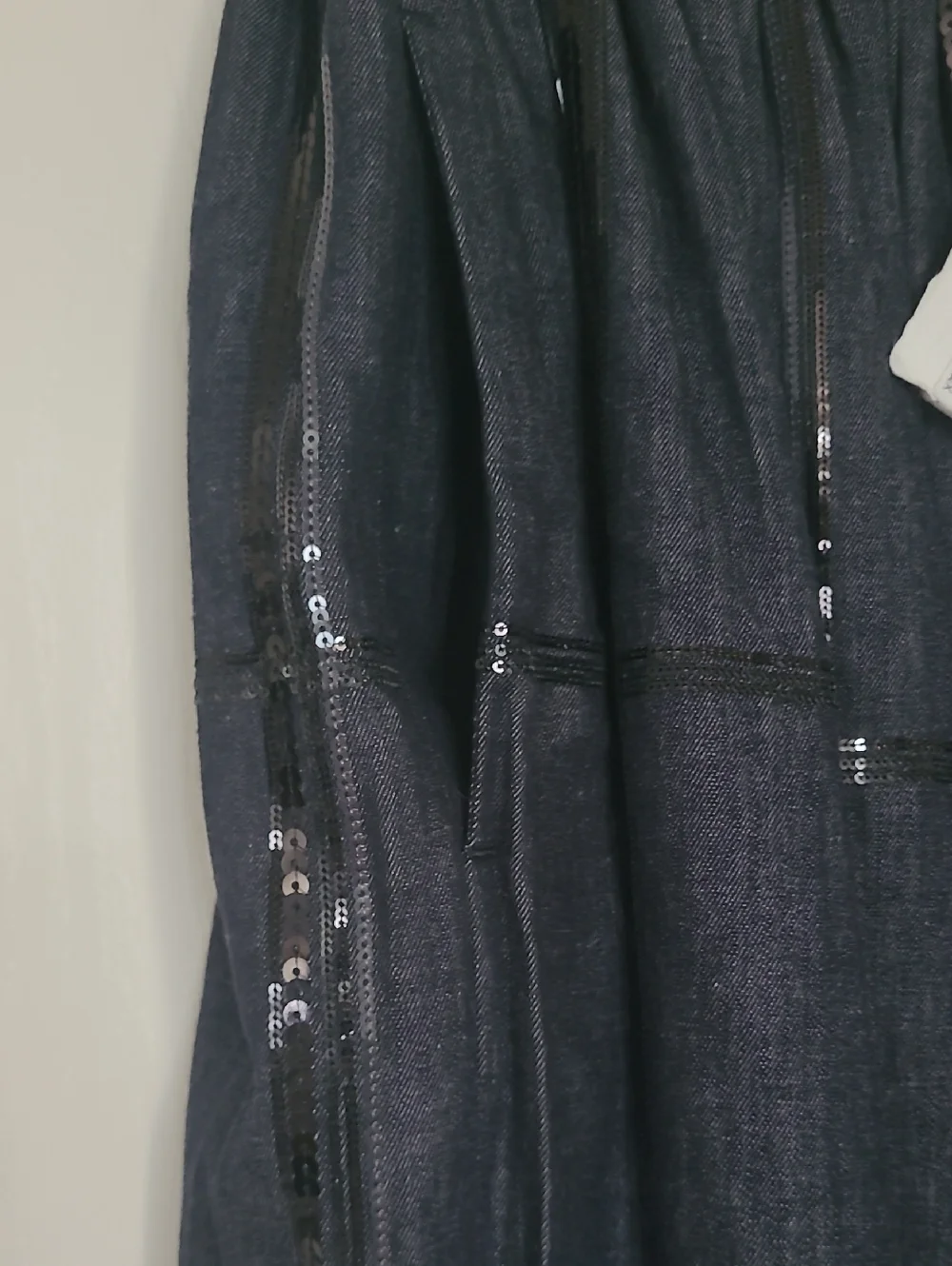 Brunello Cucinelli Dark Navy Pleated Skirt with Sequin Stripes - Picture 4 of 9